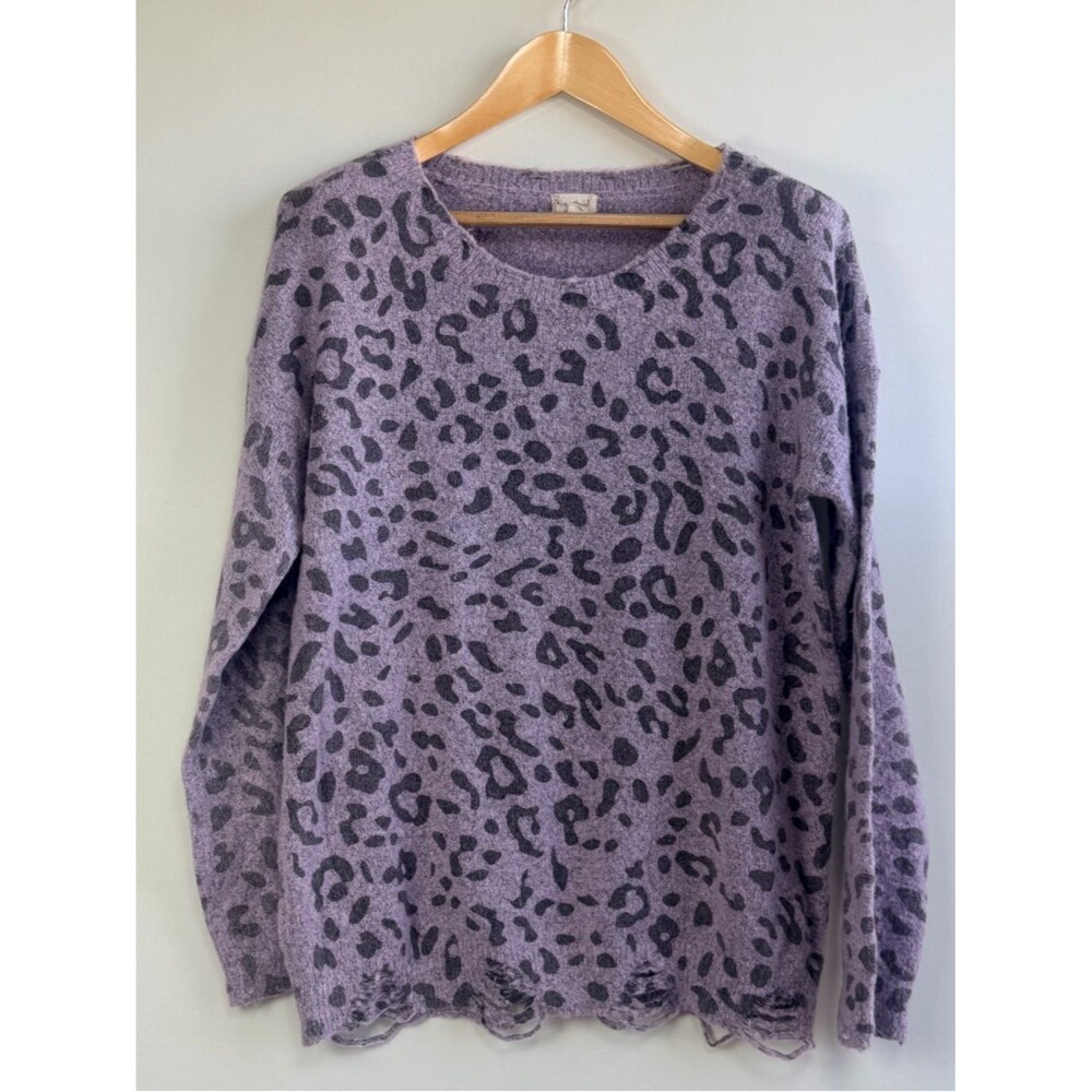Hem & Thread Purple Leopard Print Fuzzy Sweater Distressed Hem Large